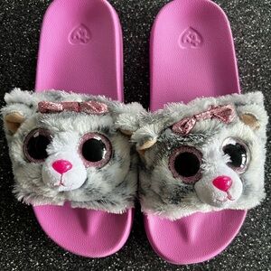 Lot of 2- Ty Cat/Kitten slides & soft Flamingo slippers, pink, size 1-3 (1,2,3)
